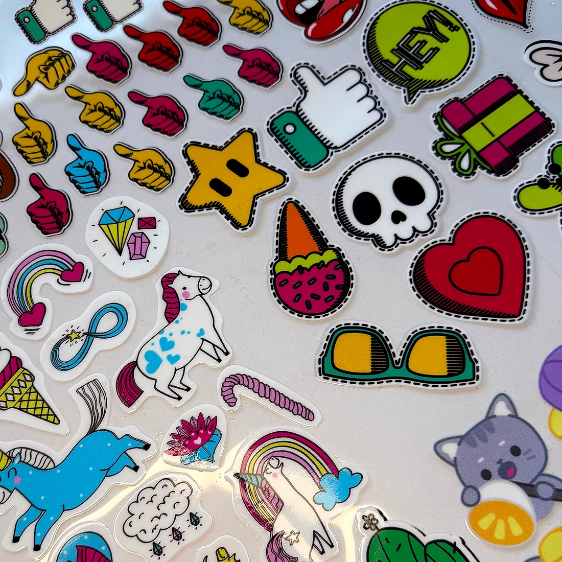 UV DTF baskı: renkli sticker tabakası